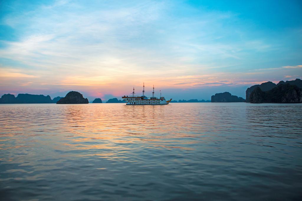 Dragon Legend Cruise Otel Ha Long Dış mekan fotoğraf